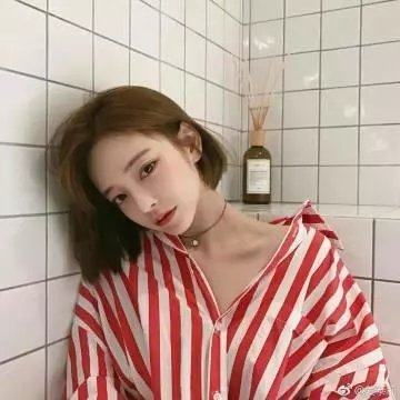 棉花云下的水圈